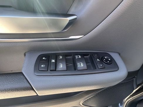Used 2021 RAM 1500 Big Horn image 11