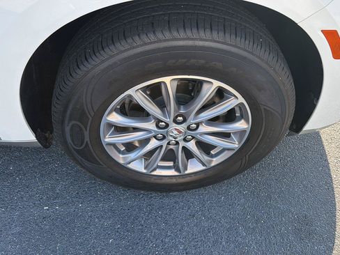 Used 2024 Buick Enclave Essence w/ LPO, Floor Liner Package FWD image 41