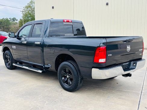 Used 2017 RAM 1500 Classic SLT image 10