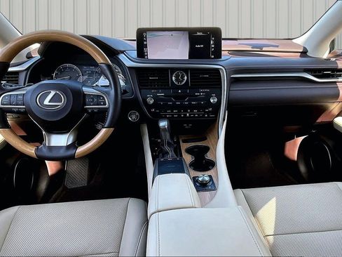 Used 2020 Lexus RX 350L FWD w/ Premium Package image 6