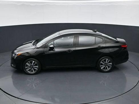 Used 2025 Nissan Versa SV FWD image 35