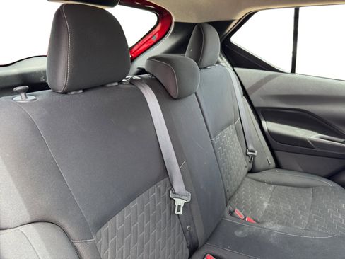 Used 2022 Nissan Kicks SV image 18