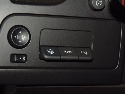 Used 2015 Chevrolet Corvette Z06 w/ 3LZ Preferred Equipment Group image 34