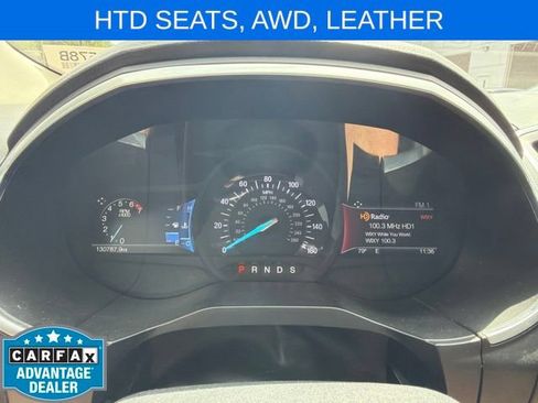 Used 2018 Ford Edge Titanium AWD/4WD image 17