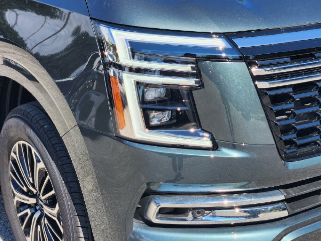 New 2026 Nissan Armada SL w/ Captain's Chari Seat Package RWD image 9