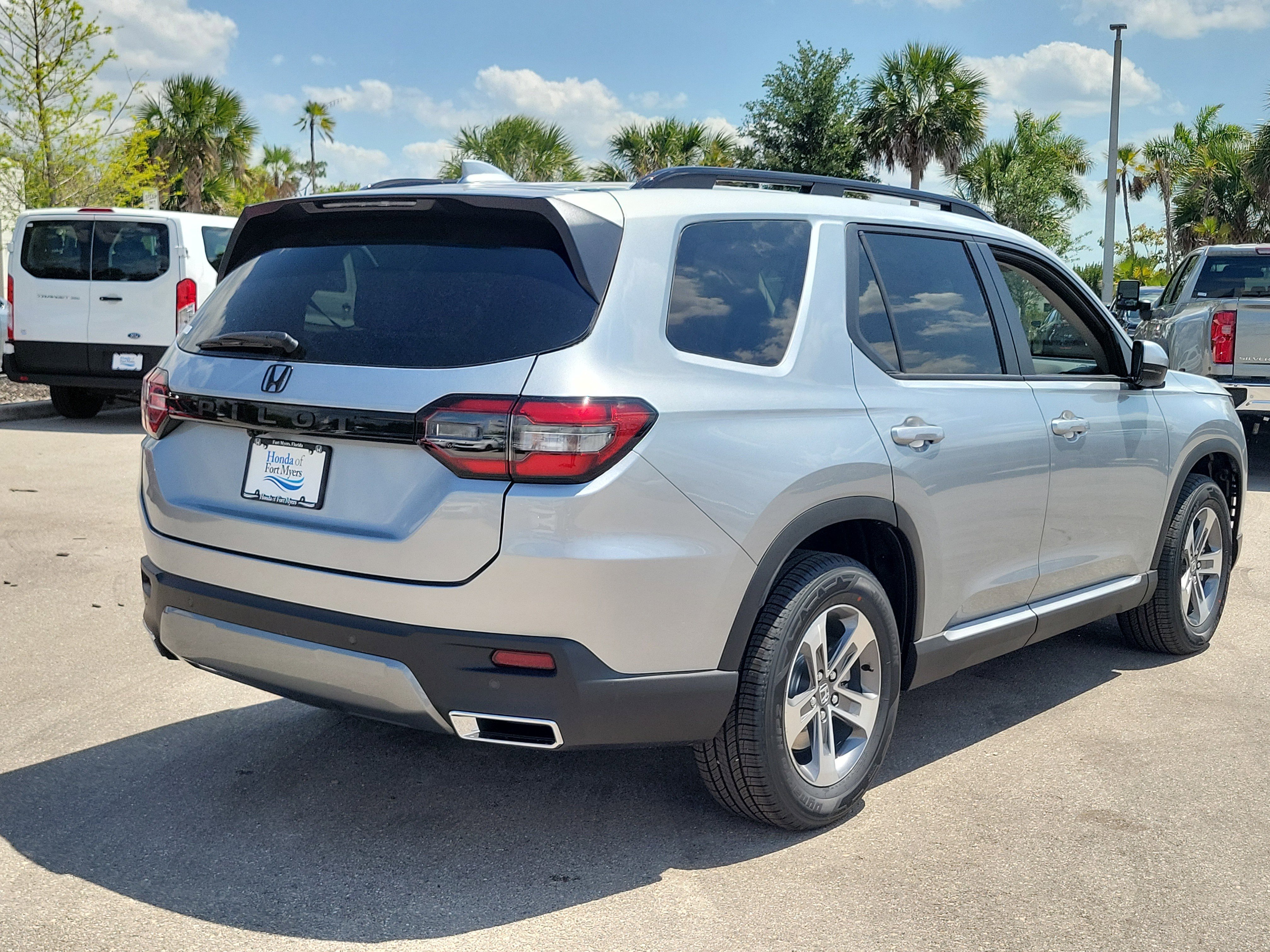 New 2026 Honda Pilot EX-L image 7