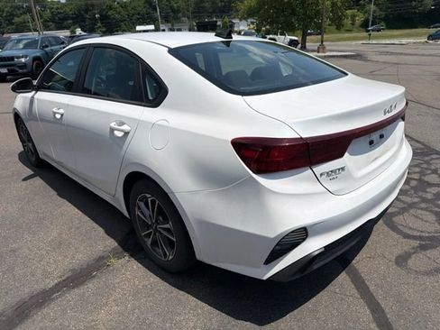 Used 2023 Kia Forte LXS FWD image 5