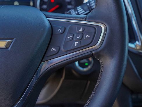 Used 2023 Chevrolet Equinox LT image 14