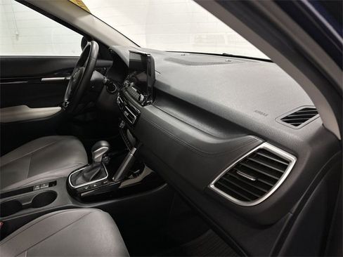 Used 2023 Kia Seltos SX image 26