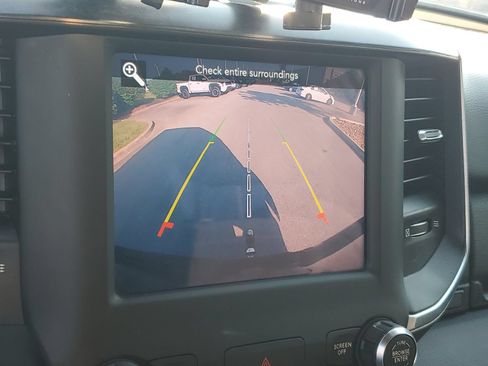 Used 2019 RAM 1500 Big Horn AWD/4WD image 27