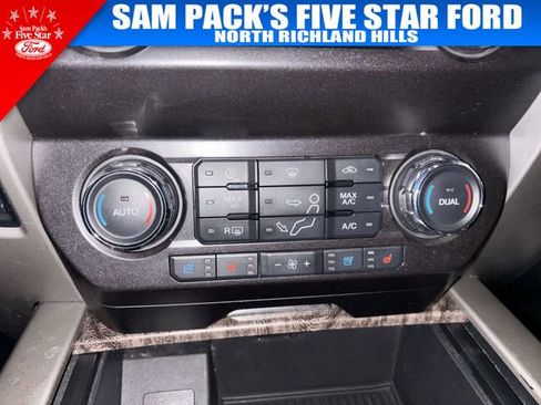 Used 2019 Ford F250 Lariat w/ Lariat Value Package image 28