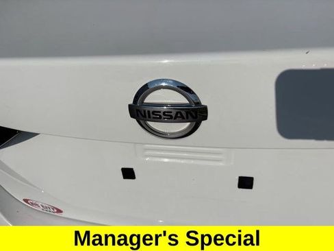 Used 2022 Nissan Sentra SV image 45