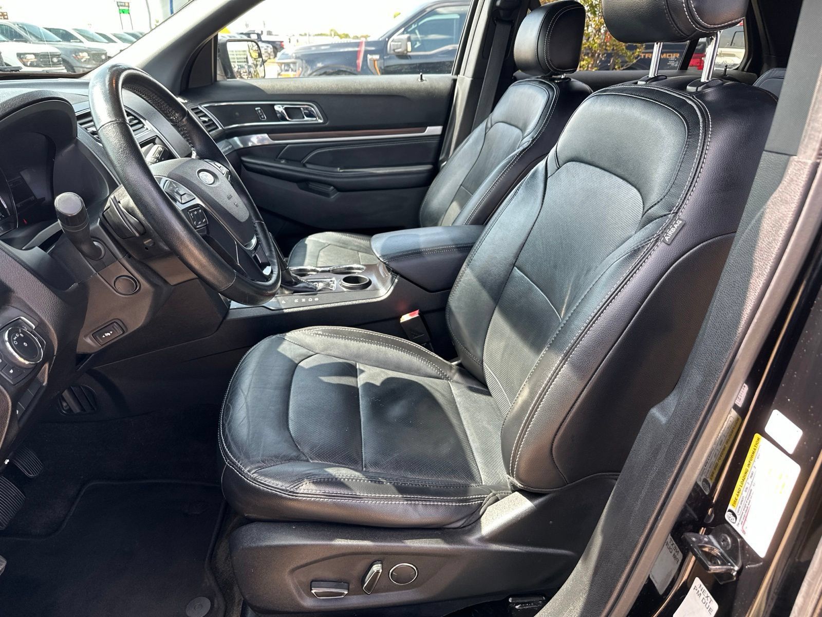 Used 2017 Ford Explorer Limited FWD image 17