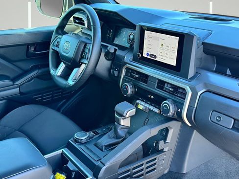 Used 2024 Toyota Tacoma SR5 w/ SR5 Upgrade Package image 6