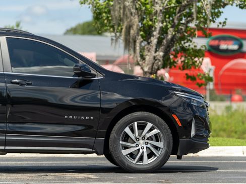 Used 2022 Chevrolet Equinox LT FWD image 7