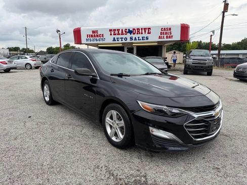 Used 2020 Chevrolet Malibu LS w/ LPO, Convenience Package 1 FWD image 1