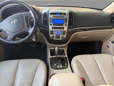 Used 2011 Hyundai Santa Fe Limited FWD image 16