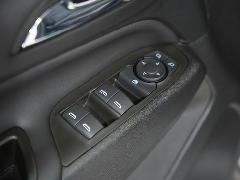 Used 2024 Chevrolet Equinox LT image 23