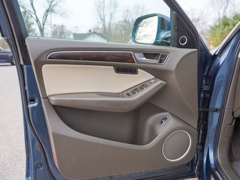 Used 2016 Audi Q5 2.0T Premium Plus w/ Technology Package image 12