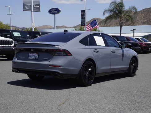 Used 2023 Honda Accord Sport image 4