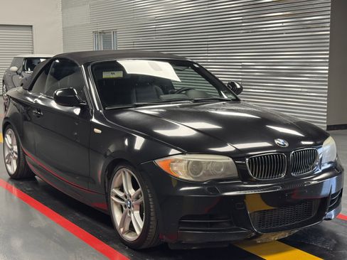 Used 2012 BMW 135i Convertible image 14