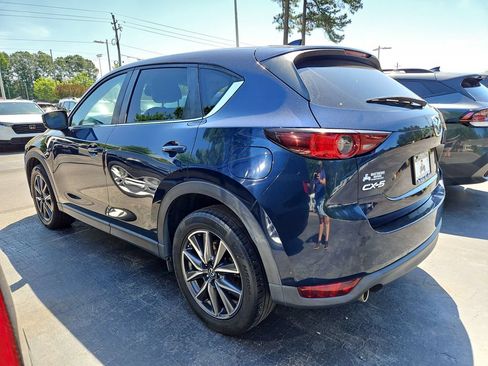 Used 2018 MAZDA CX-5 Touring w/ Preferred Equipment Package FWD image 4