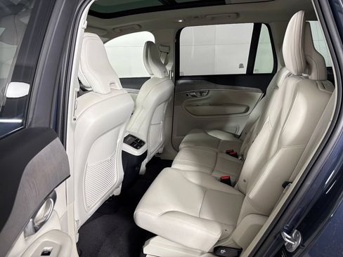 Used 2024 Volvo XC90 B5 Plus AWD/4WD image 35