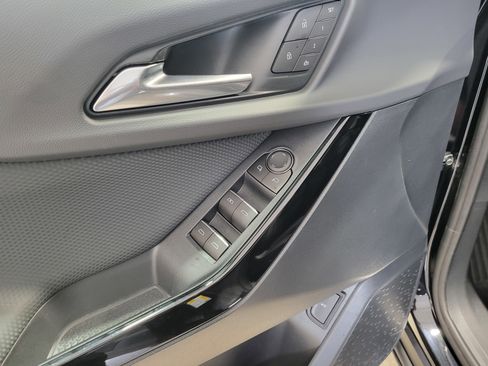 New 2026 Chevrolet Equinox RS w/ Convenience Package III image 31