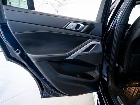 Used 2023 BMW X6 xDrive40i w/ M Sport Package AWD/4WD image 52