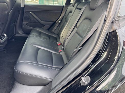 Used 2019 Tesla Model 3 Standard Range Plus image 10