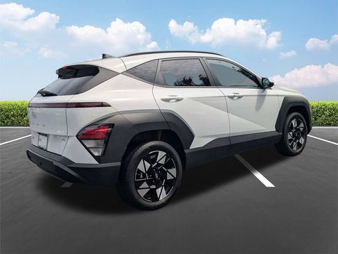 Used 2025 Hyundai Kona SEL AWD/4WD image 5