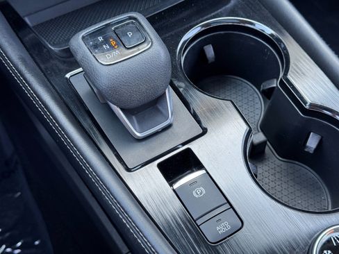 Used 2021 Nissan Rogue SL w/ Premium Package image 29