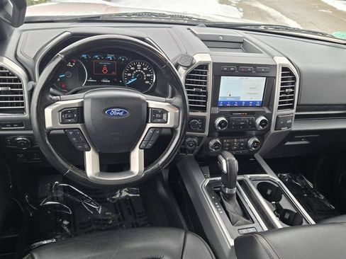 Used 2019 Ford F150 Platinum w/ Equipment Group 701A Luxury image 17