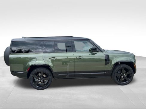 New 2026 Land Rover Defender 130 X-Dynamic SE AWD/4WD image 6