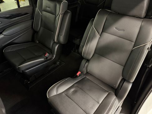 Certified 2024 Cadillac Escalade ESV Sport w/ Touring Package AWD/4WD image 25