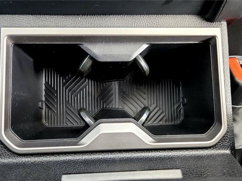 Used 2025 Toyota Tacoma TRD Off-Road image 41