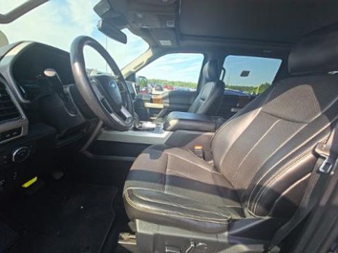 Used 2018 Ford F150 Lariat w/ Equipment Group 502A Luxury AWD/4WD image 6