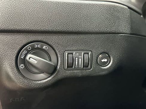 Used 2023 Dodge Charger SXT RWD image 19