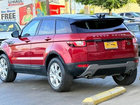 Used 2017 Land Rover Range Rover Evoque SE AWD/4WD image 4
