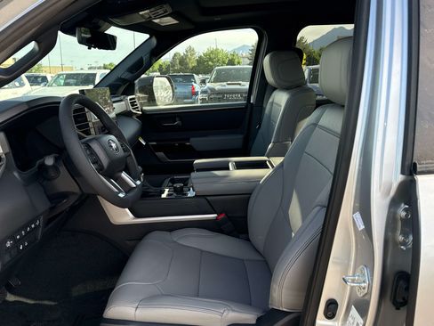 New 2026 Toyota Tundra Limited AWD/4WD image 8