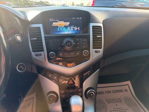 Used 2014 Chevrolet Cruze LTZ w/ RS Package FWD image 11