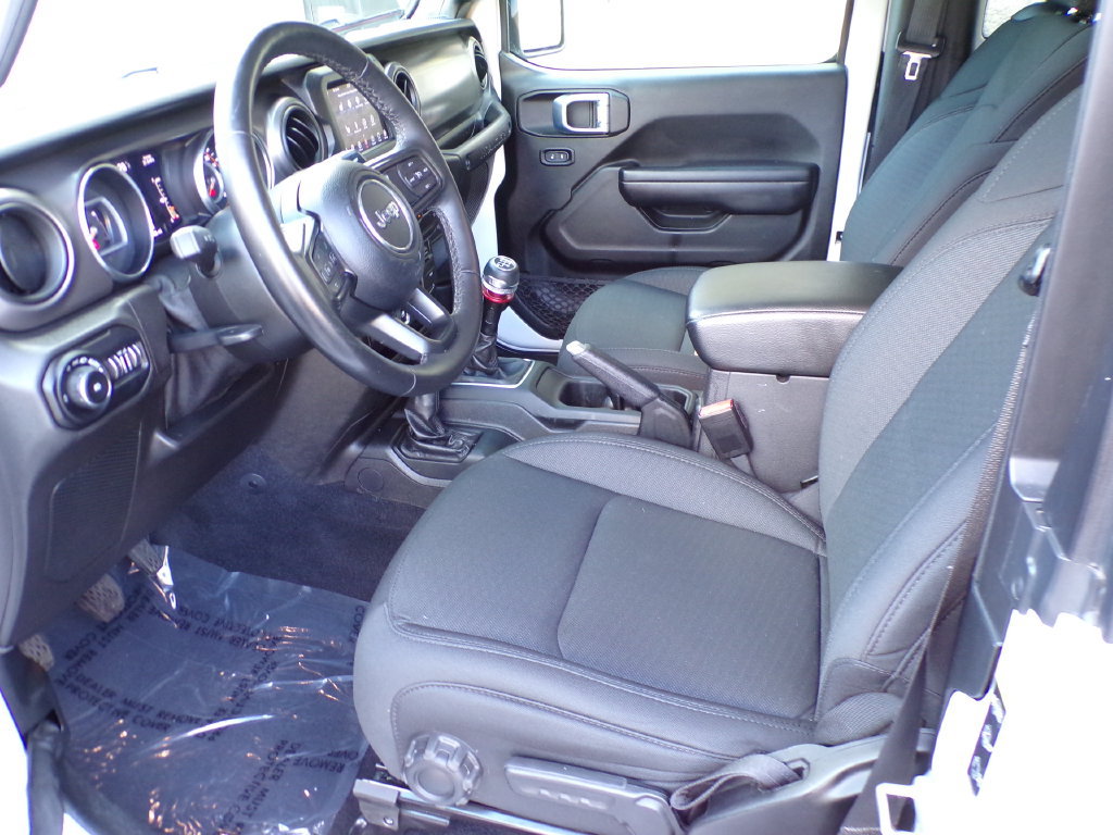 Used 2021 Jeep Wrangler Sport AWD/4WD image 12