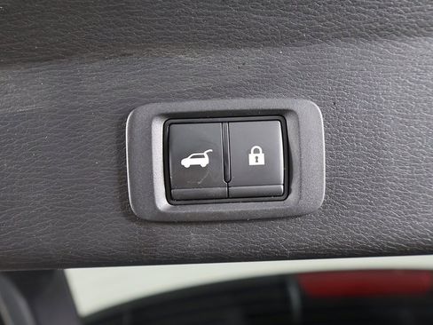 Used 2023 Mitsubishi Outlander SE Black Edition image 21