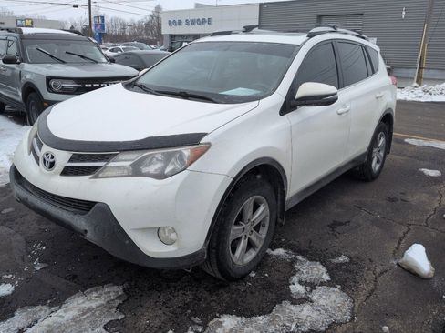 Used 2015 Toyota RAV4 XLE image 1