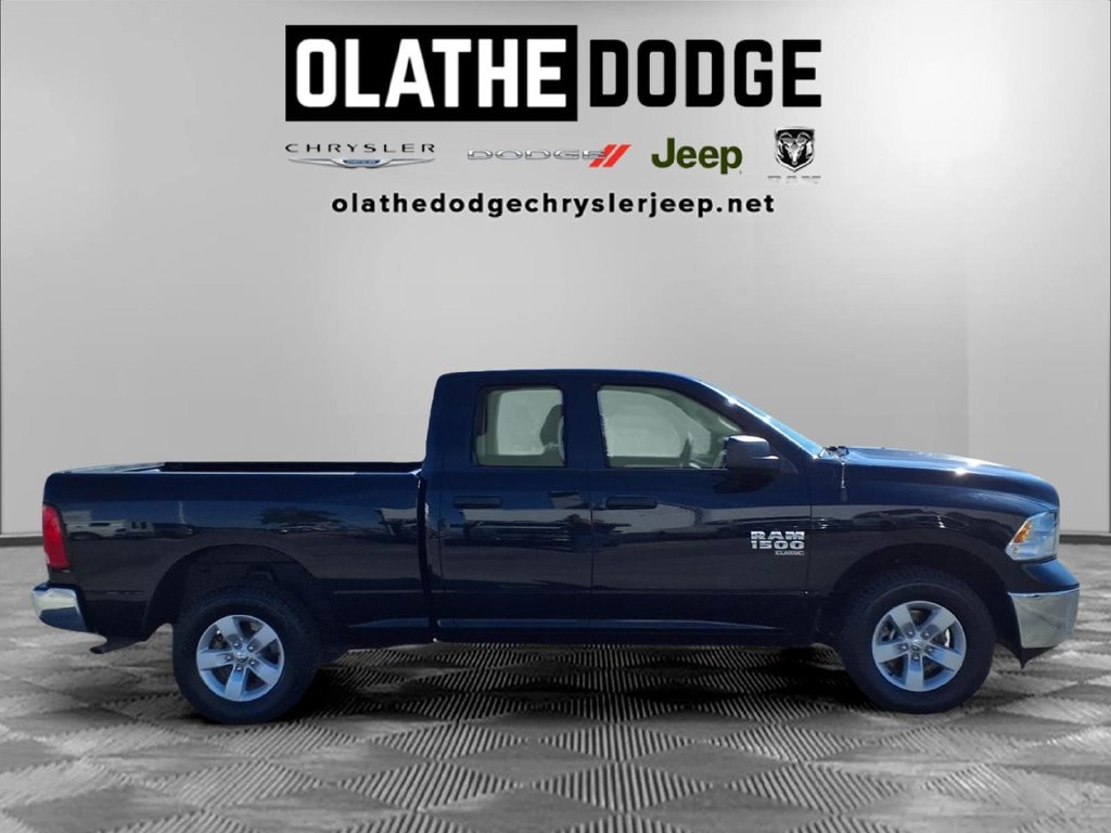 Used 2024 RAM 1500 Classic SLT AWD/4WD image 29