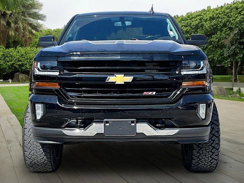 Used 2018 Chevrolet Silverado 1500 LT w/ Texas Edition image 3