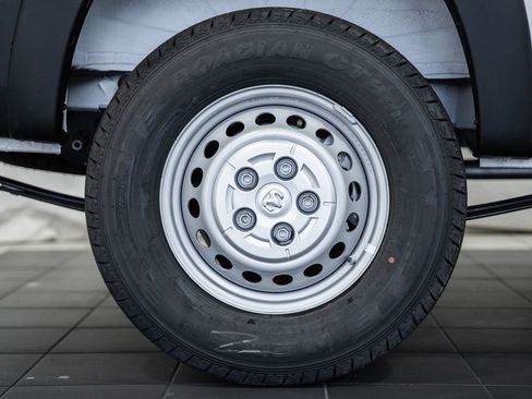 New 2025 RAM ProMaster 1500 w/ Premium Convenience Group FWD image 17