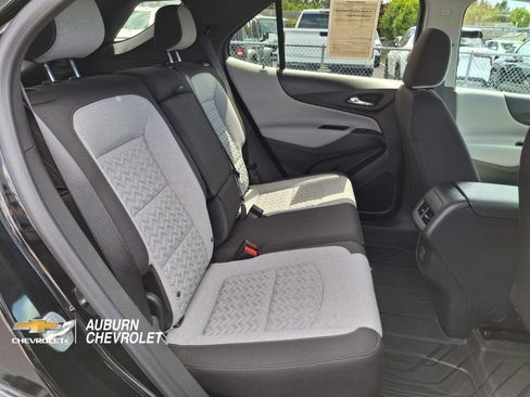 Used 2023 Chevrolet Equinox LS w/ LS Convenience Package AWD/4WD image 20