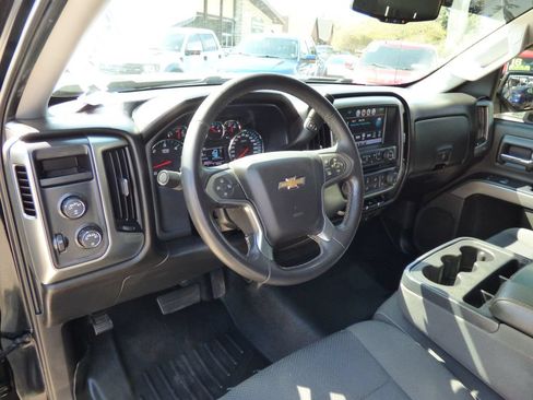 Used 2017 Chevrolet Silverado 1500 LT AWD/4WD image 20