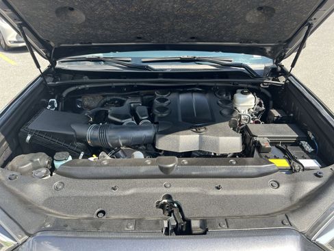 Used 2023 Toyota 4Runner SR5 image 34